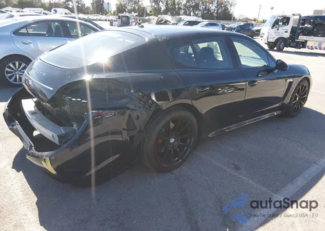 2011 Porsche Panamera 4 z USA, uszkodzony, nr VIN WP0AA2A74BL012372